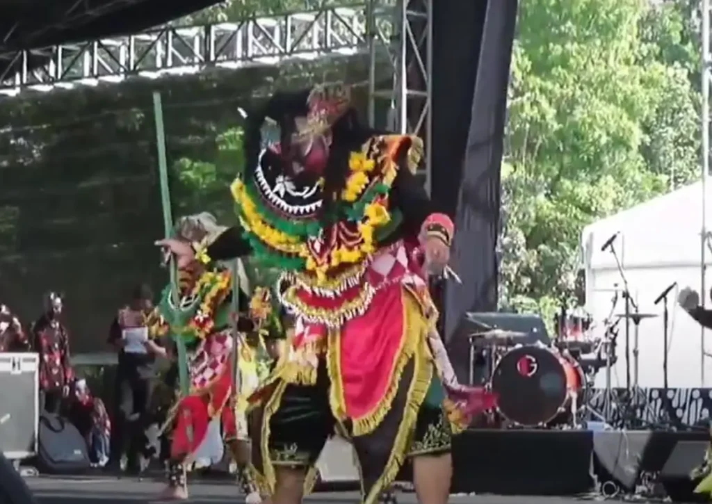 festival seni borobudur